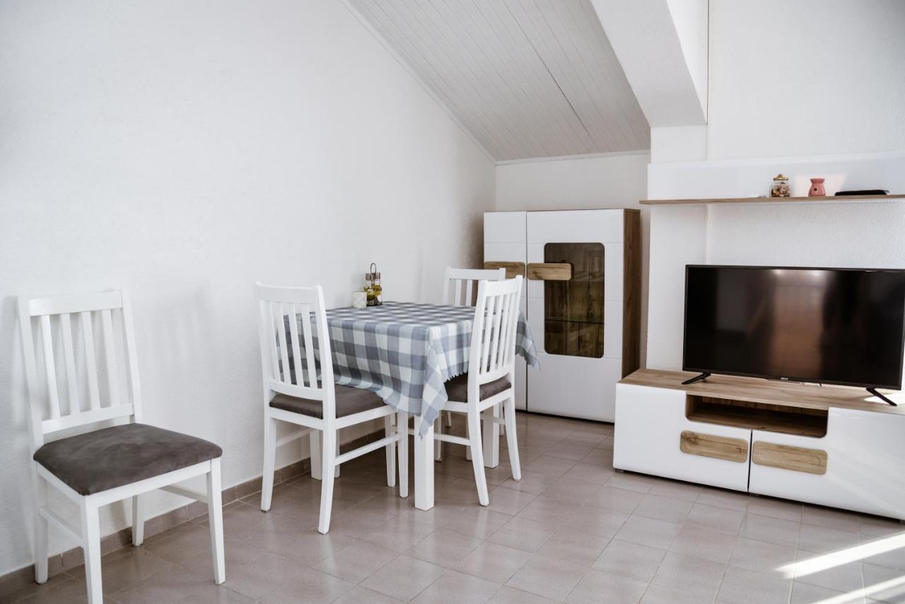 Iker Apartments Tivat Exterior foto