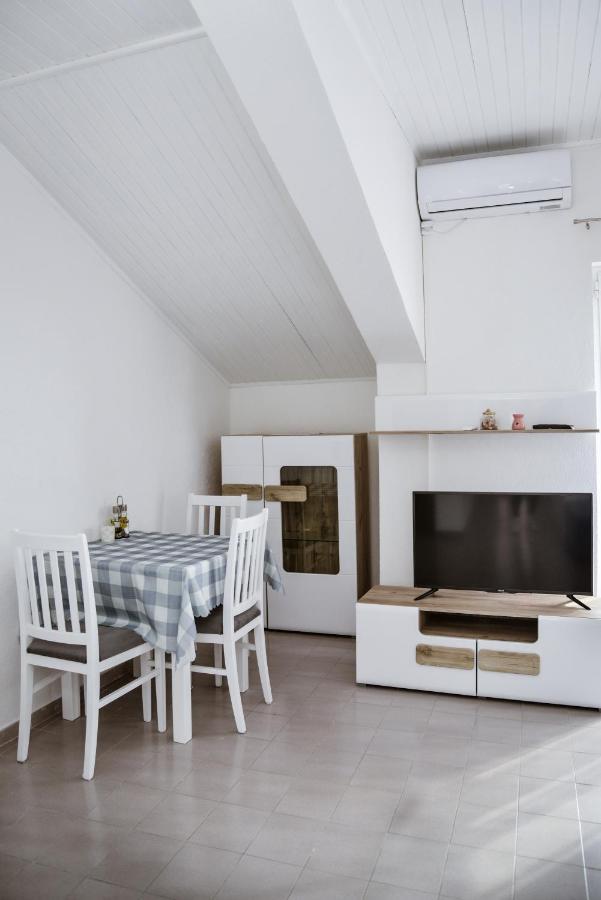 Iker Apartments Tivat Exterior foto